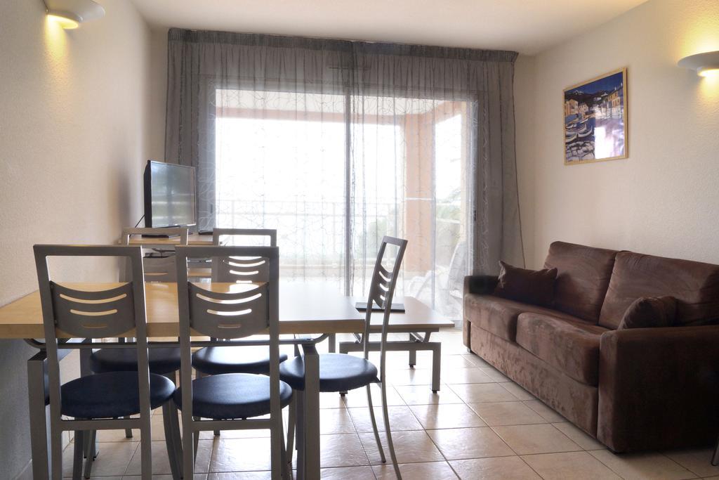 Residence Les Sanguinairesアジャクシオ 部屋 写真