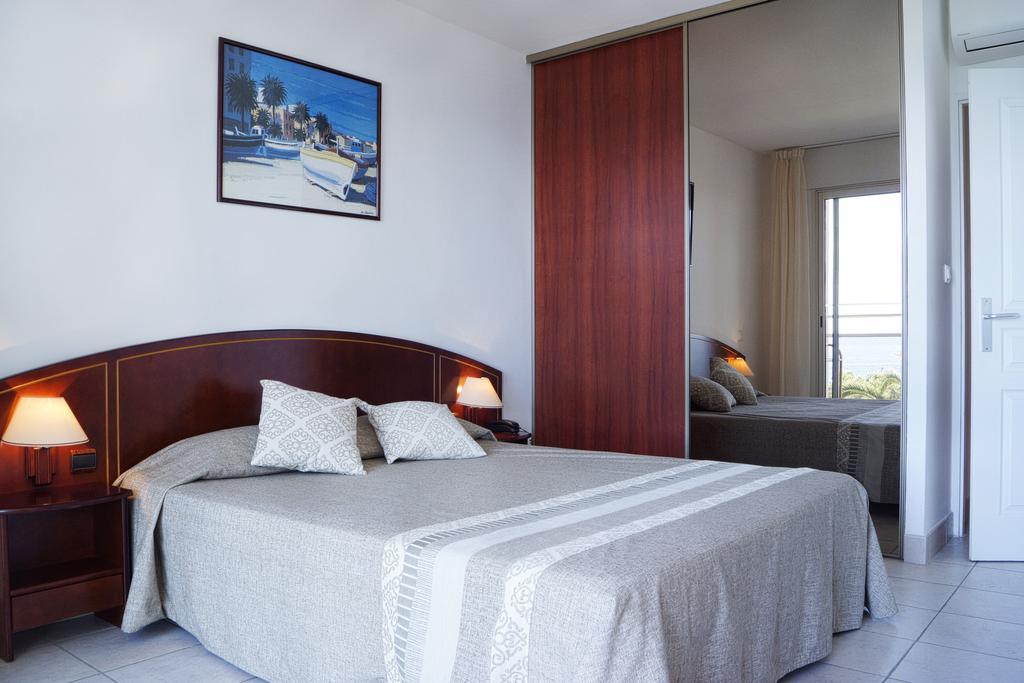 Residence Les Sanguinairesアジャクシオ 部屋 写真